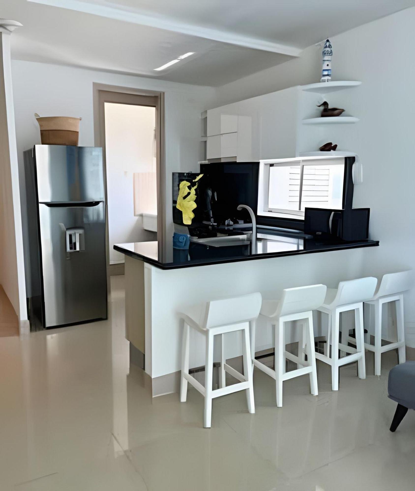 Coastal With Mesmerizing Seaside Views Apartamento *